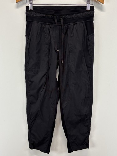 Lululemon dance studio - lululemon,
